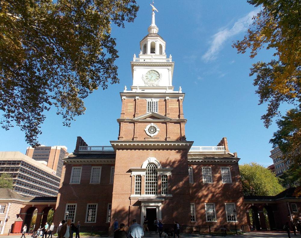 Tour a piedi serale gratuito e leggende di Philadelphia – Aneddoti, misteri e vicoli illuminati