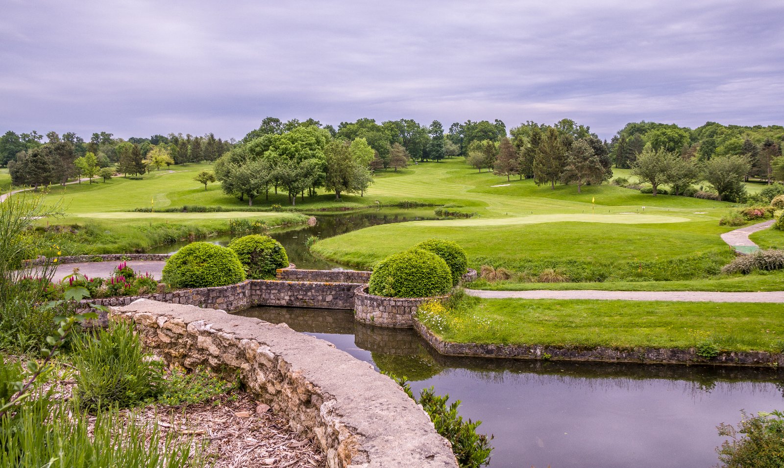 Tour Sân golf Tân Sơn Nhất