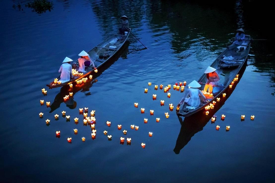 Tour Hội An Lãng Mạn – Đi Thuyền, Thả Đèn Hoa Đăng Và Ẩm Thực Đường Phố