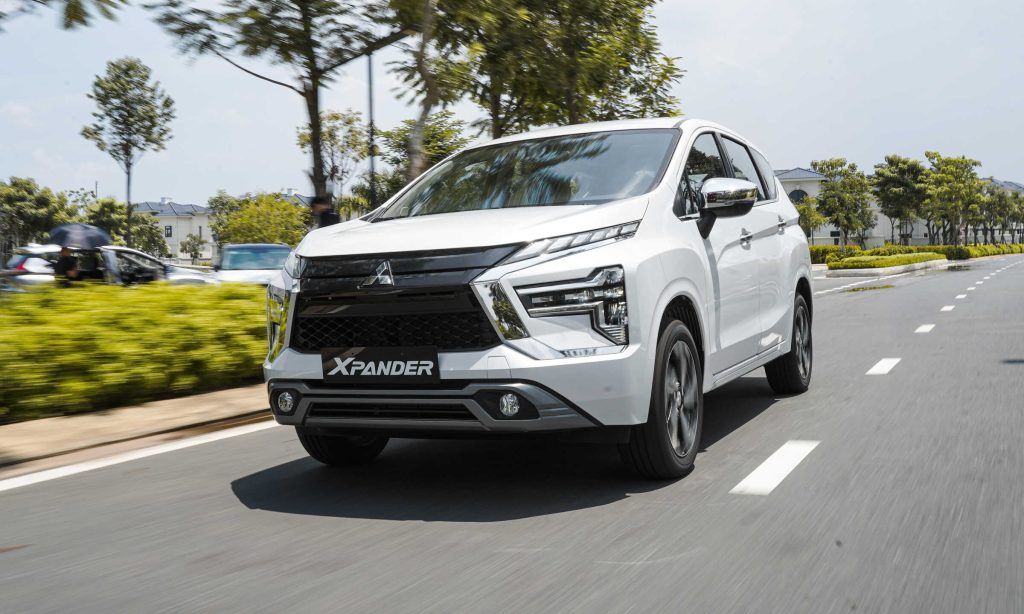 Car rental with driver in Ho Chi Minh City - Vietnam
