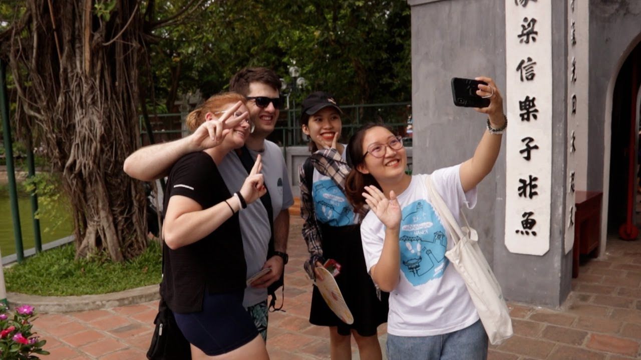 Free Private Local Tour Guide in Hanoi
