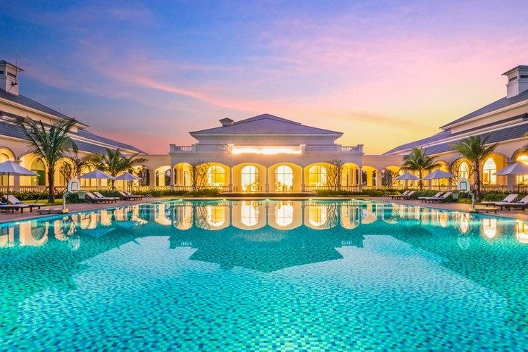 Tour Du Lịch Hà Tĩnh 3N2Đ: Trải Nghiệm Đẳng Cấp 5 Sao