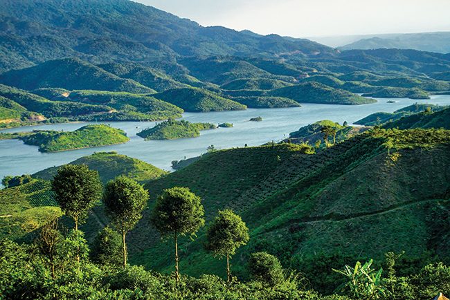 Tour Penjelajahan Buôn Ma Thuột 4 Hari 3 Malam – Ibu Kota Kopi Legenda