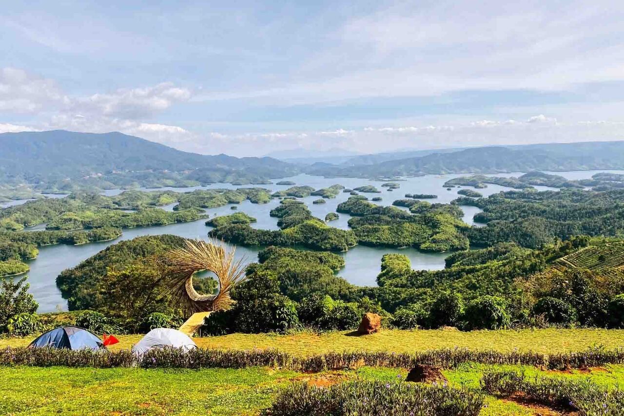 Tour Khám Phá Tà Đùng Huyền Ảo: 2 Ngày 1 Đêm Tại Đắk Nông