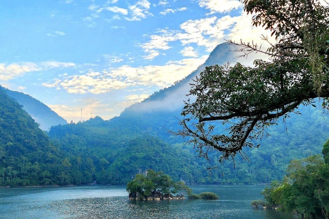 Tour Du Lịch Hà Nội – Hà Giang – Cao Bằng – Bắc Kạn 5 Ngày 4 Đêm
