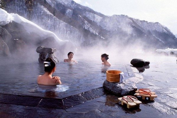 Tour Du Lịch Tâm Linh & Nghỉ Dưỡng: Đền Hùng – Suối Khoáng Phú Thọ