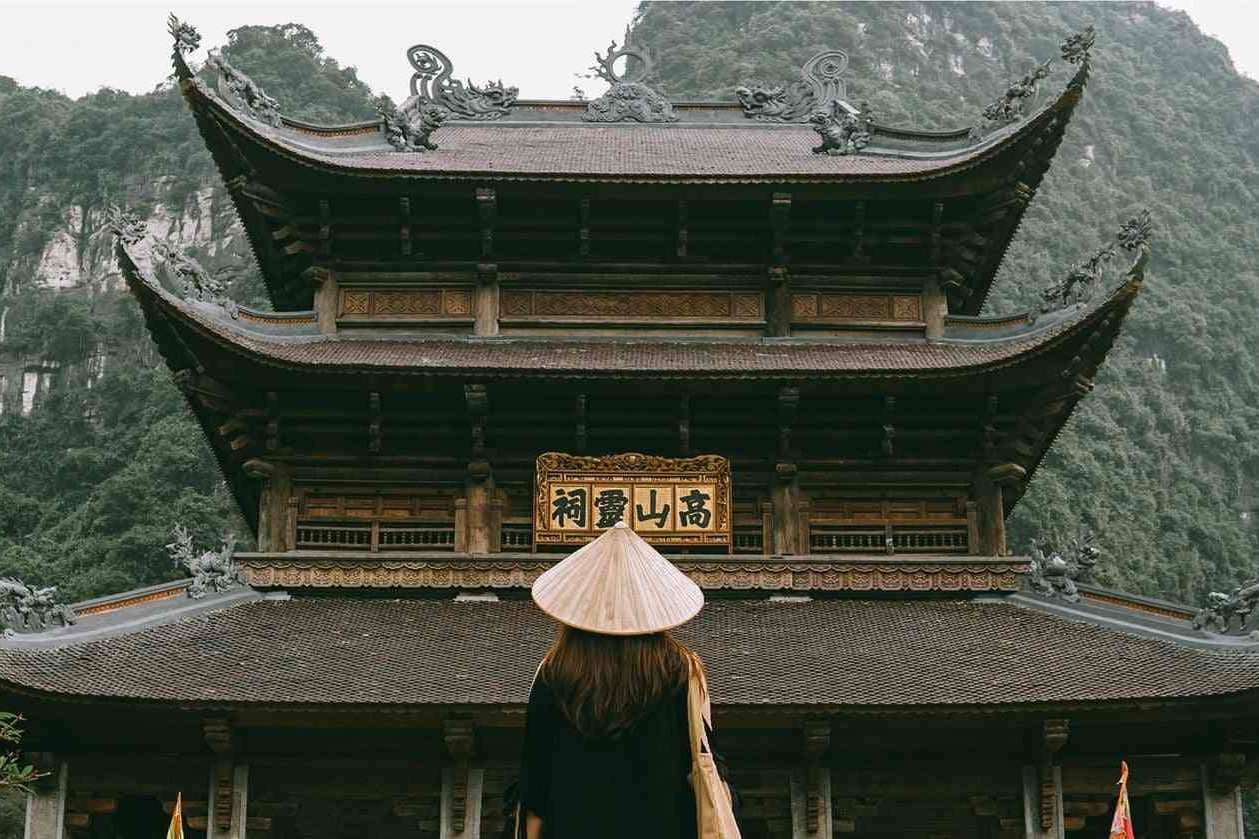 닌빈 1일 투어: 바이딘 – 짱안 – 항무아 | 하노이 출발