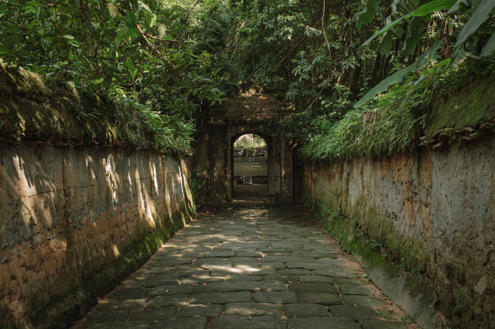 Tour Cảnh Đẹp Bắc Giang 1 Ngày: Đình Lỗ Hạnh – Chùa Bổ Đà