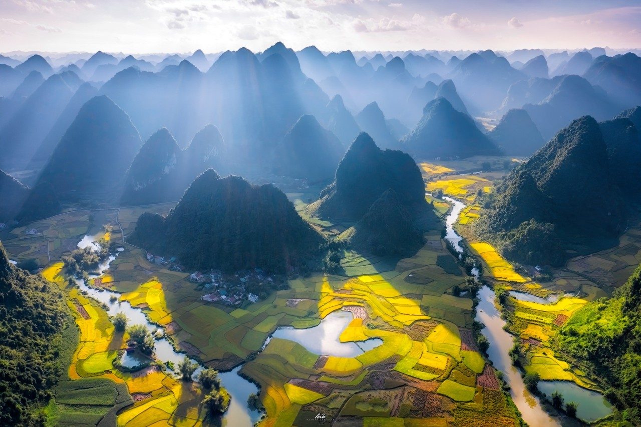 Majestic Cao Bang Tour: Pac Bo Cave – Nguom Ngao Cave – Ban Gioc Waterfall