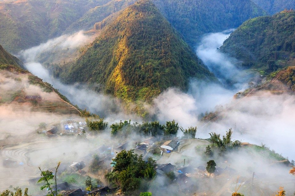 Tour Aldeia Cat Cat Sapa 1 Dia – Explore as Aldeias do Noroeste