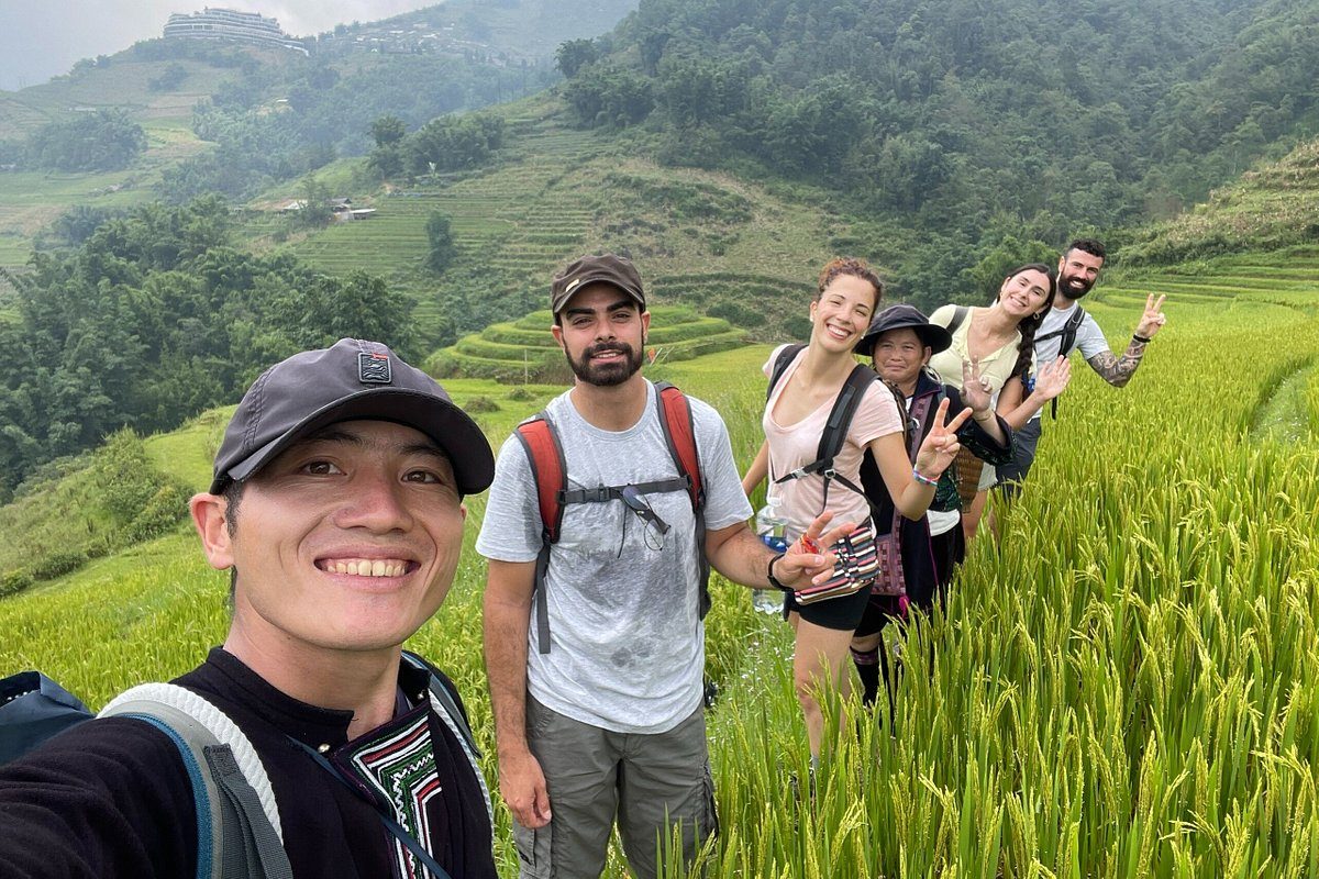 Tour Bản Hồ Sapa 1 Ngày – Hiking Khám Phá Bản Làng