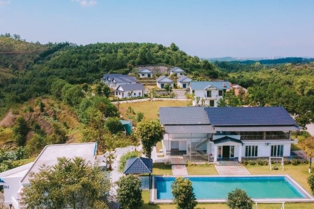 Tour Du Lịch Lương Sơn Hòa Bình 2 Ngày 1 Đêm: Khám Phá Động Đá Bạc Kỳ Vĩ