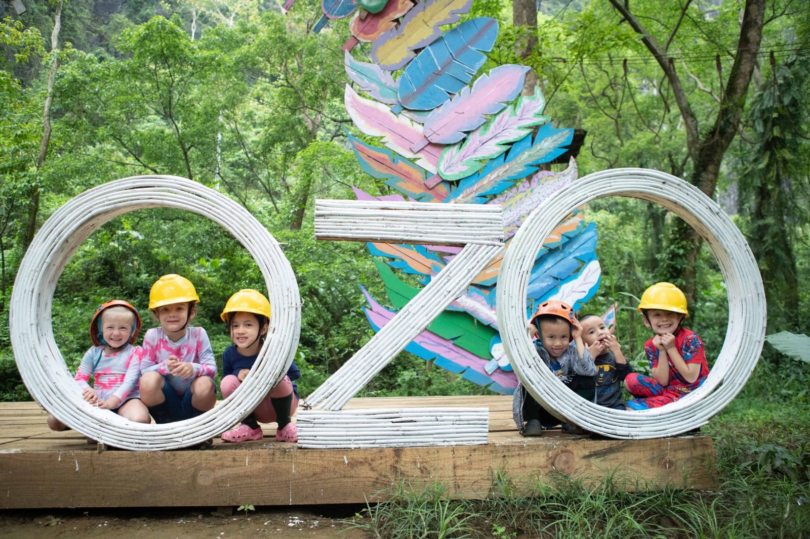 Tour Trải Nghiệm Ozo Park: Thử Thách Lội Suối – Băng Rừng Hấp Dẫn