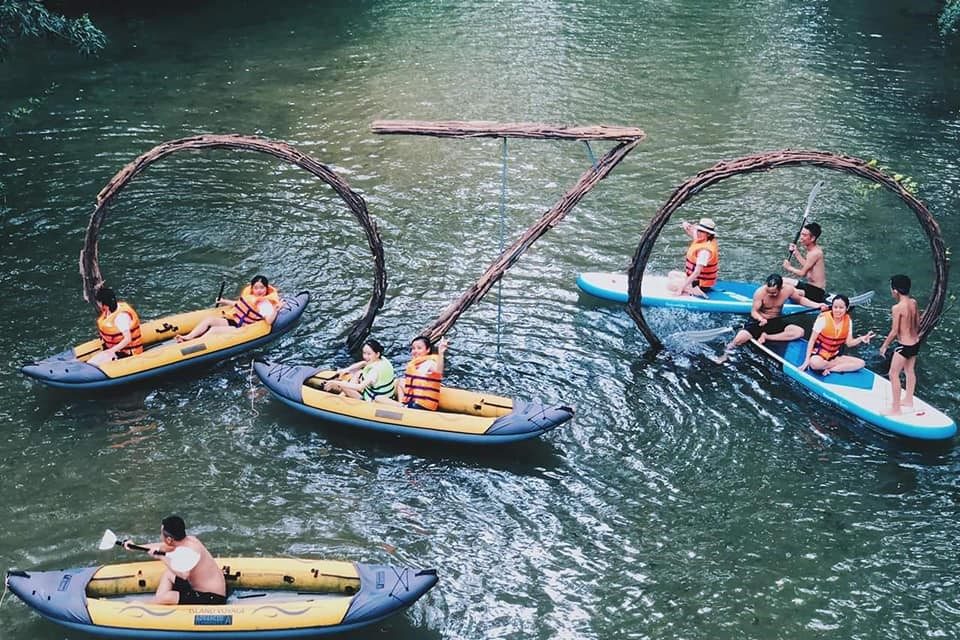 Tour Khu Vui Chơi Ozo Park – Chinh Phục Thác Gió & Vườn Thực Vật