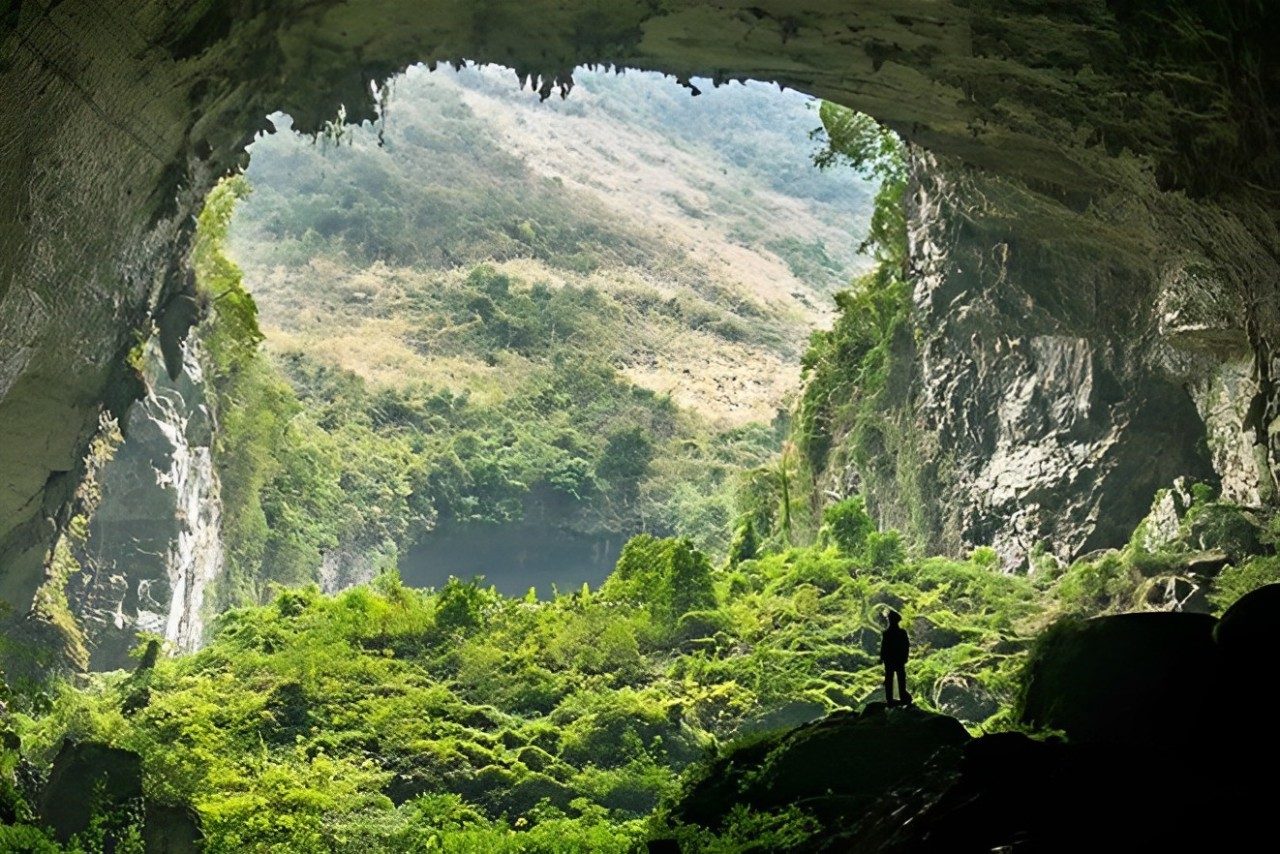 Tour Hang Sơn Đoòng Quảng Bình – Chinh Phục Hang Động Lớn Nhất Thế Giới