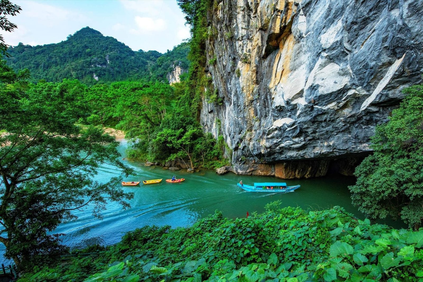 Tour estivo vivace Da Nang – Huế – Quang Binh (3 giorni 2 notti): Sulle orme del patrimonio