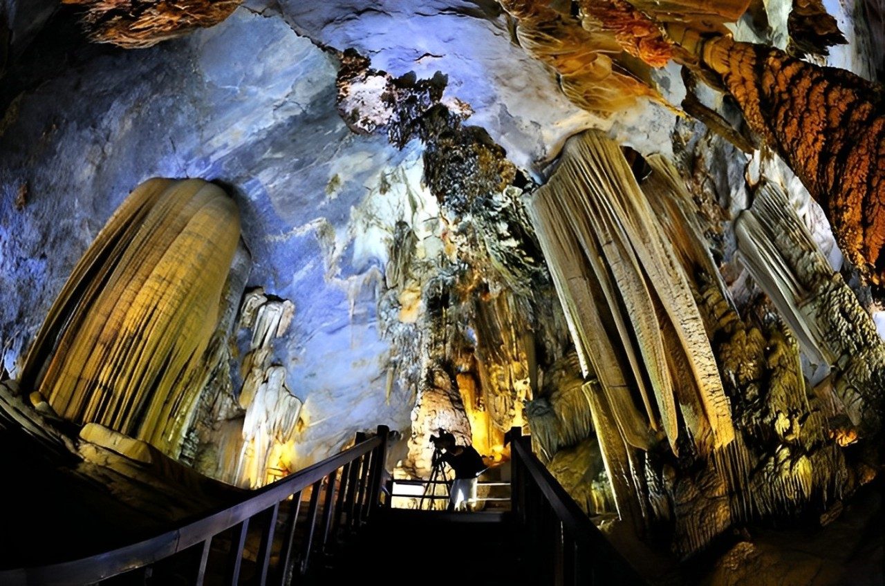 Tour Đà Nẵng – Huế – Quảng Bình 3 Ngày 2 Đêm: Non Nước Hữu Tình