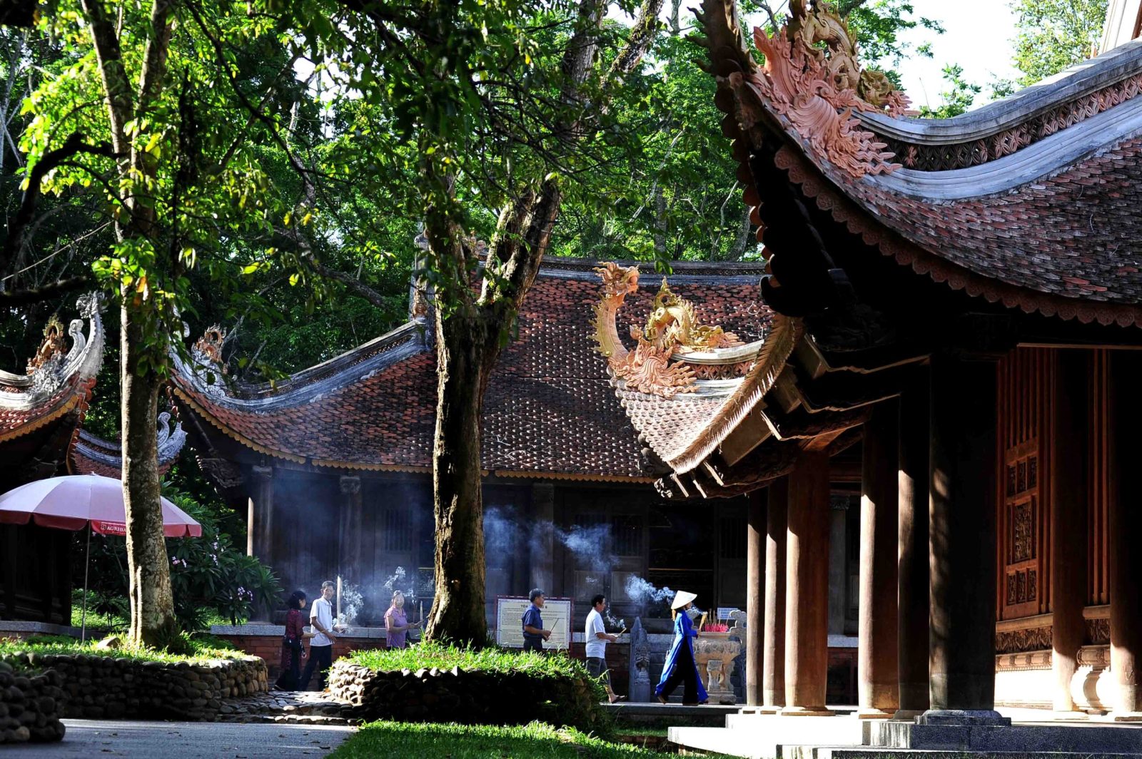 Tour Du Lịch Thanh Hóa 1 Ngày: Lam Kinh – Suối Cá Thần – Thành Nhà Hồ
