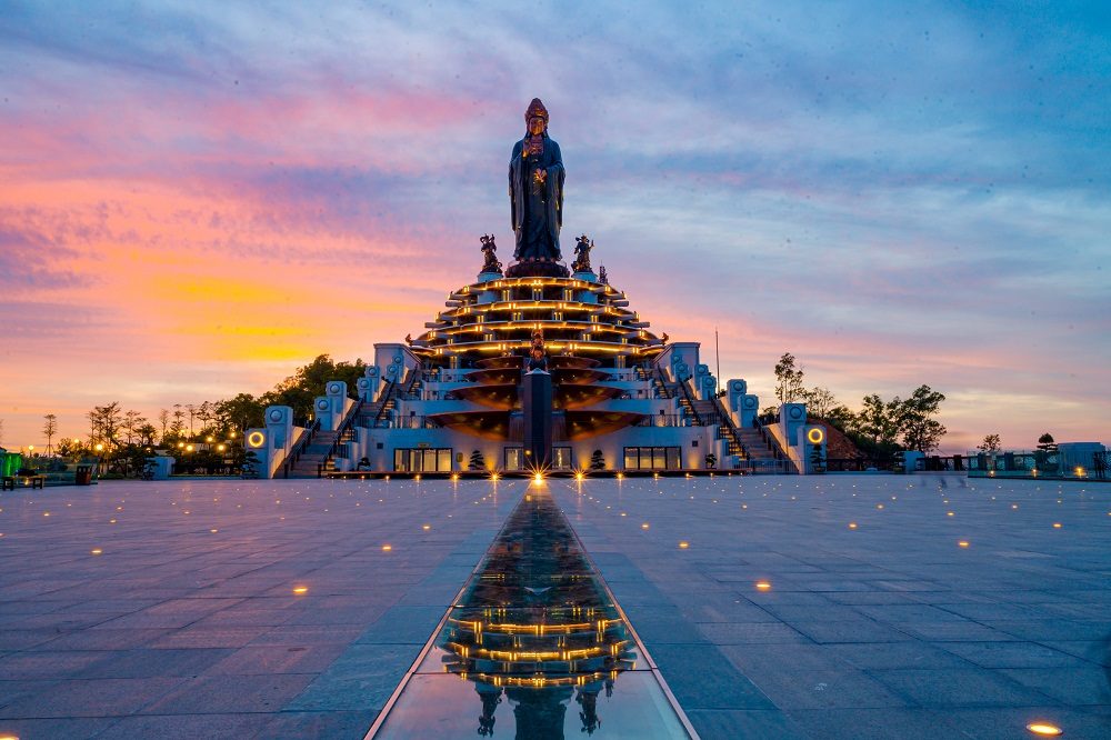 Tour Du Lịch Tây Ninh 2 Ngày 1 Đêm: Khám Phá ” Vùng Đất Thánh”