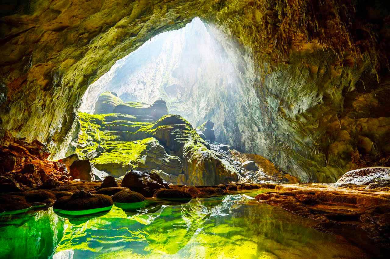 Tour Đà Nẵng – Huế – Quảng Bình 4 Ngày 3 Đêm: Di Sản Văn Hóa & Thiên Nhiên