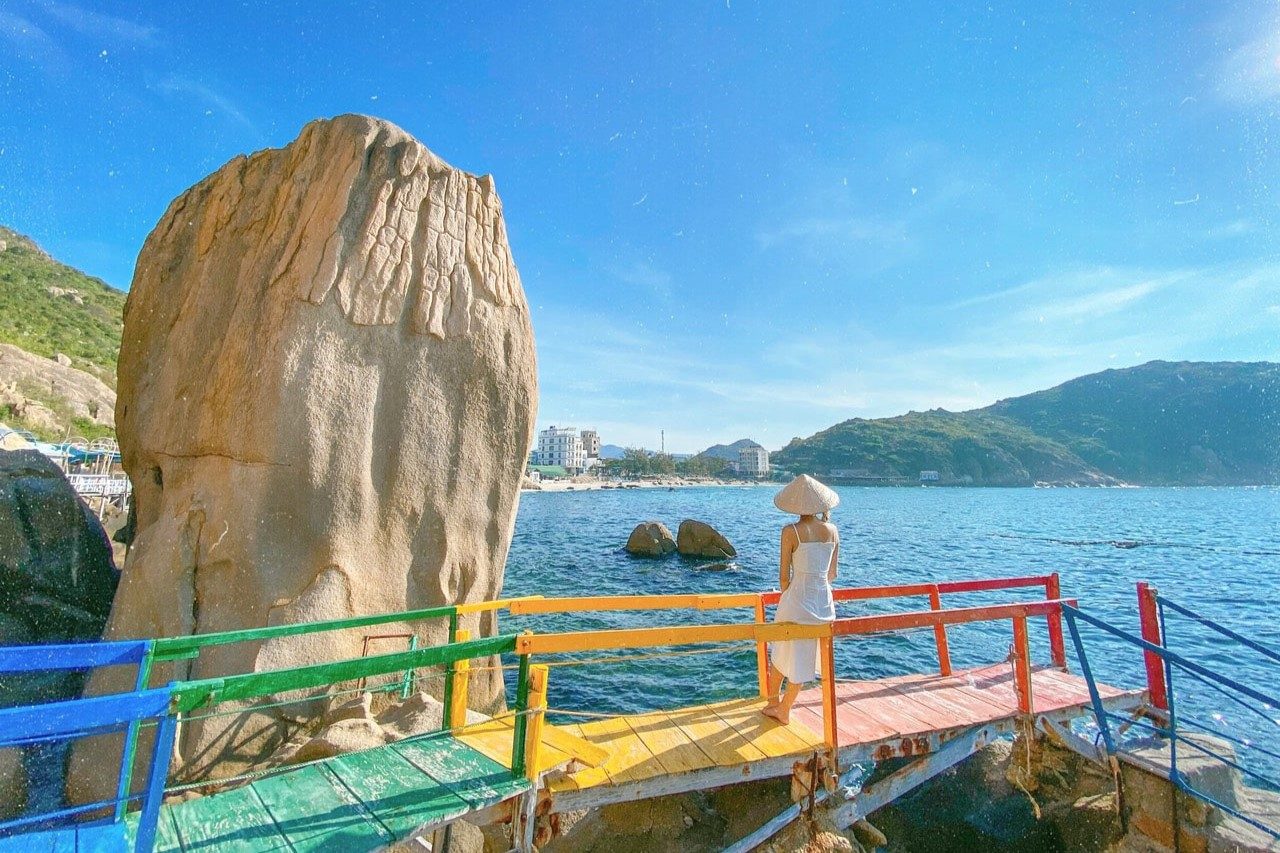 Cam Ranh – Nha Trang 3-Day 2-Night Tour: Discover the Blue Sea