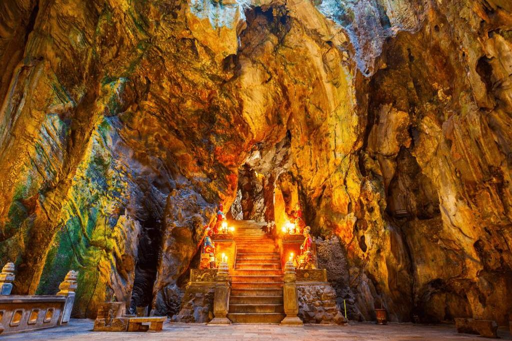 Tour Du Lịch Sài Gòn – Đà Nẵng 3N2Đ: Ngũ Hành Sơn – Bà Nà Hills