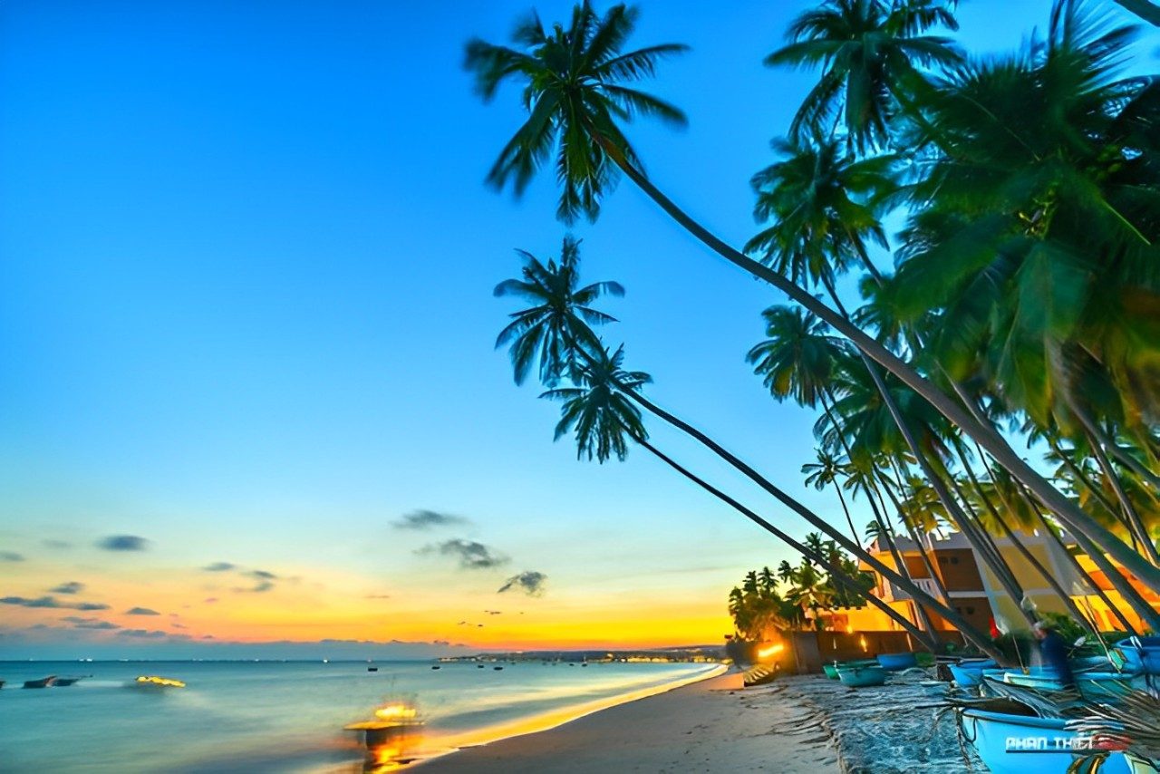Tour Phan Thiết – Mũi Né – Hòn Rơm: alla scoperta del mare azzurro e della sabbia bianca