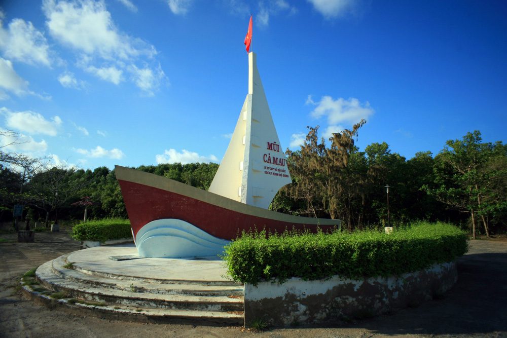 Tour Cần Thơ – Sóc Trăng – Bạc Liêu – Cà Mau 3 Ngày 2 Đêm: Check-in Đất Mũi Cà Mau
