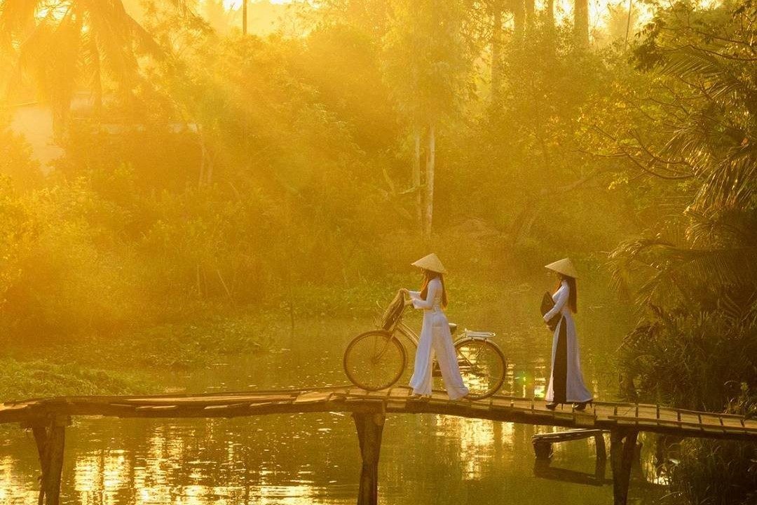 Tour Du Lịch Miền Tây 2 Ngày 1 Đêm: Về Miền Gạo Trắng, Nước Trong