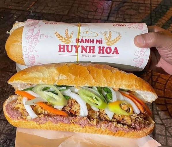 Bánh Mì Huỳnh Hoa