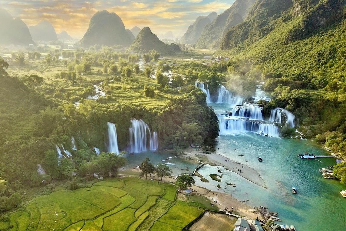 Ban Gioc Waterfall – Ba Be Lake 4-Day, 3-Night Tour: Exploring the Northeast’s Masterpiece