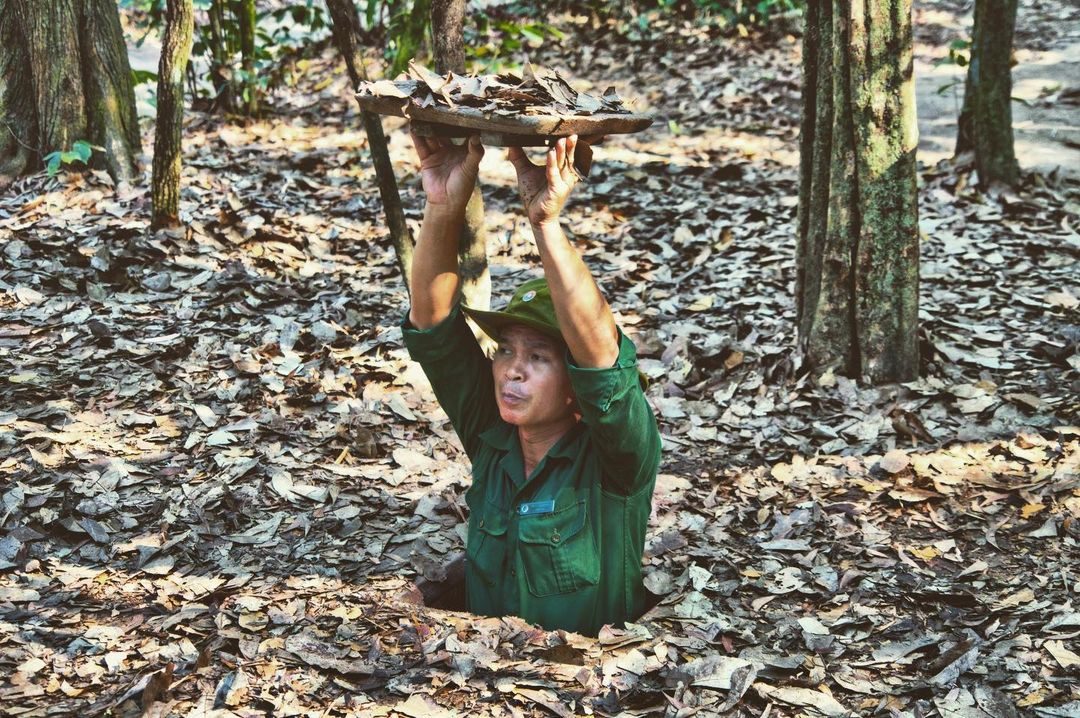 Tour Củ Chi 1 Ngày: Khám Phá Địa Đạo Huyền Thoại