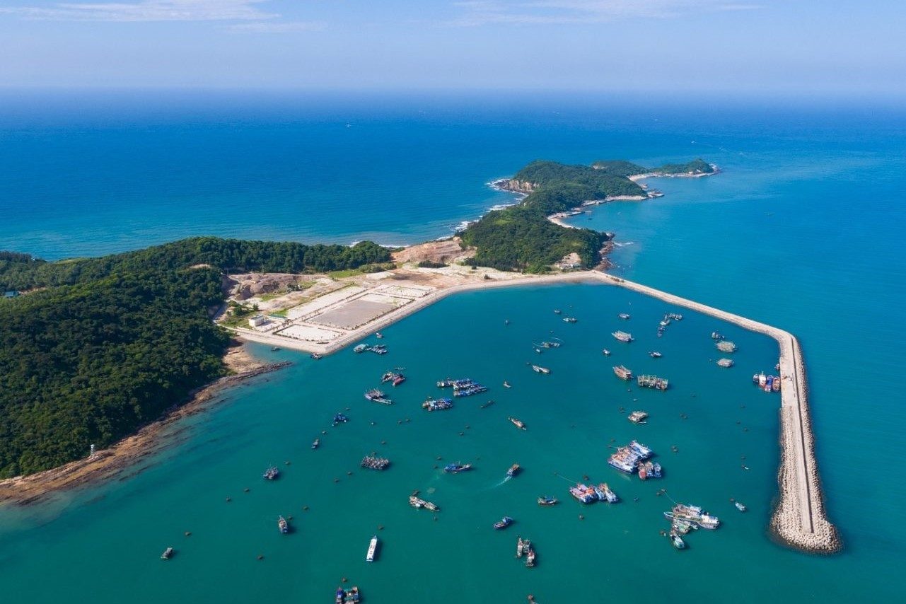 Tour Du Lịch Đảo Cô Tô – Quảng Ninh 2 Ngày 1 Đêm: Bạt Ngàn Biển Cả