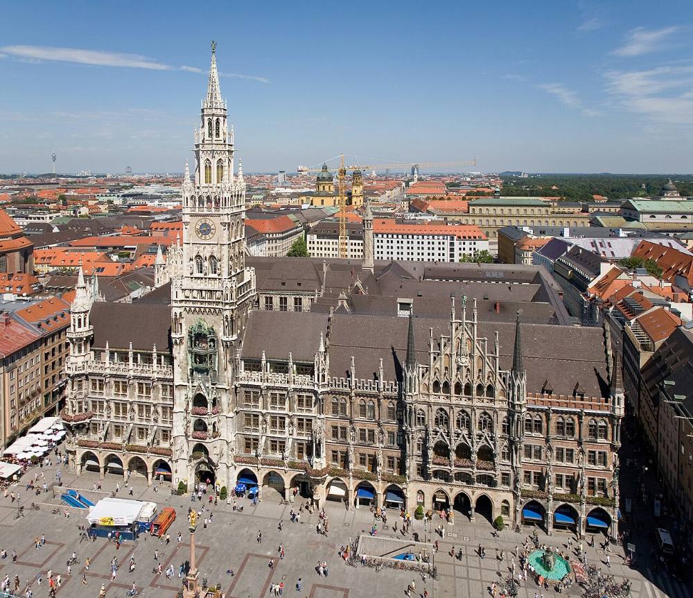 Munich Old Town & Marienplatz Free Walking Tour