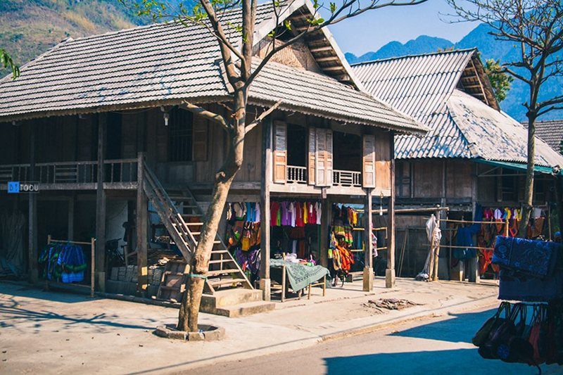 Lawatan Pelancongan Bản Lác 2H1M: Keindahan Sederhana Hòa Bình