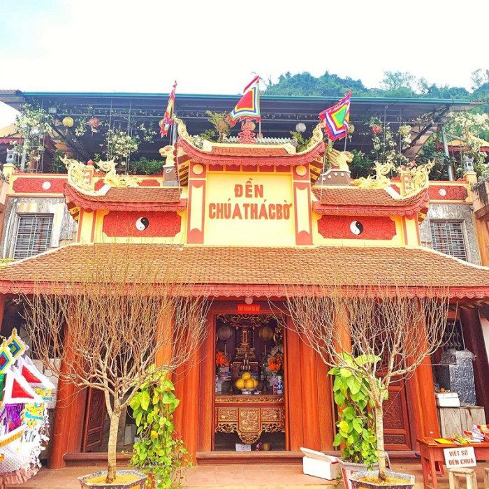 Lawatan Pelancongan Cao Phong Hòa Bình 1 Hari – Kuil Bồng Lai