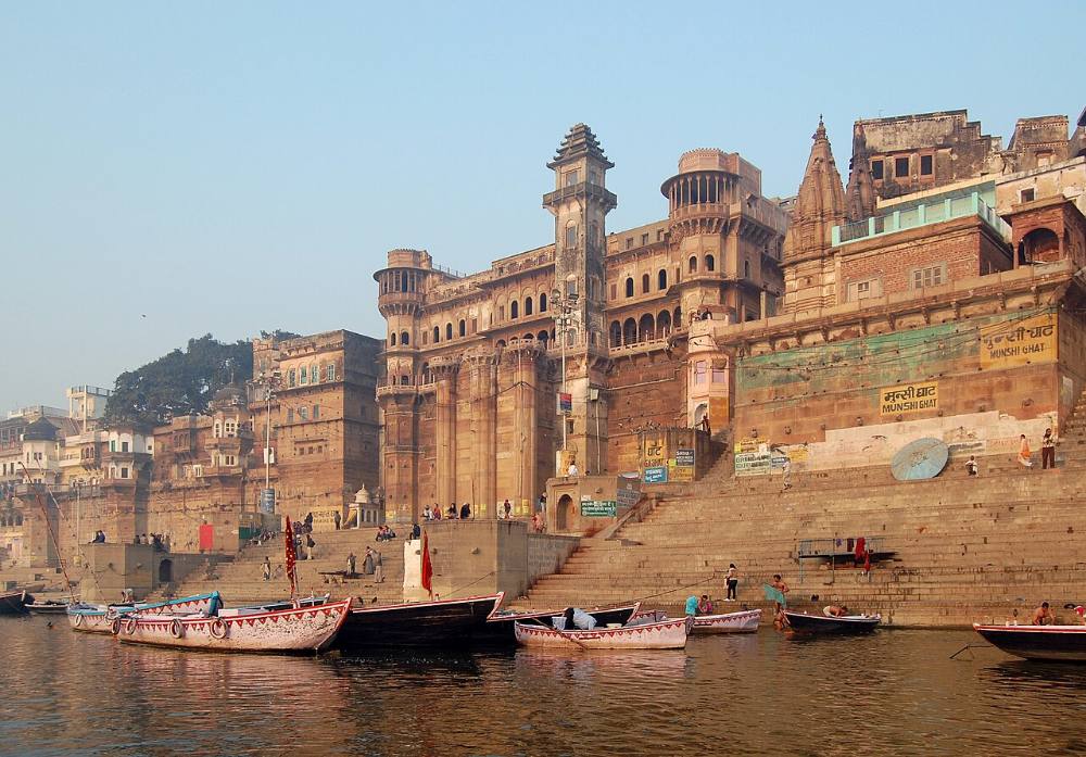 Varanasi Ghats & Old City Free Walking Tour