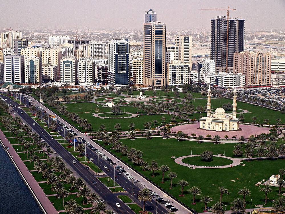 Passeio a Pé Gratuito pela Corniche e pelo Património de Abu Dhabi
