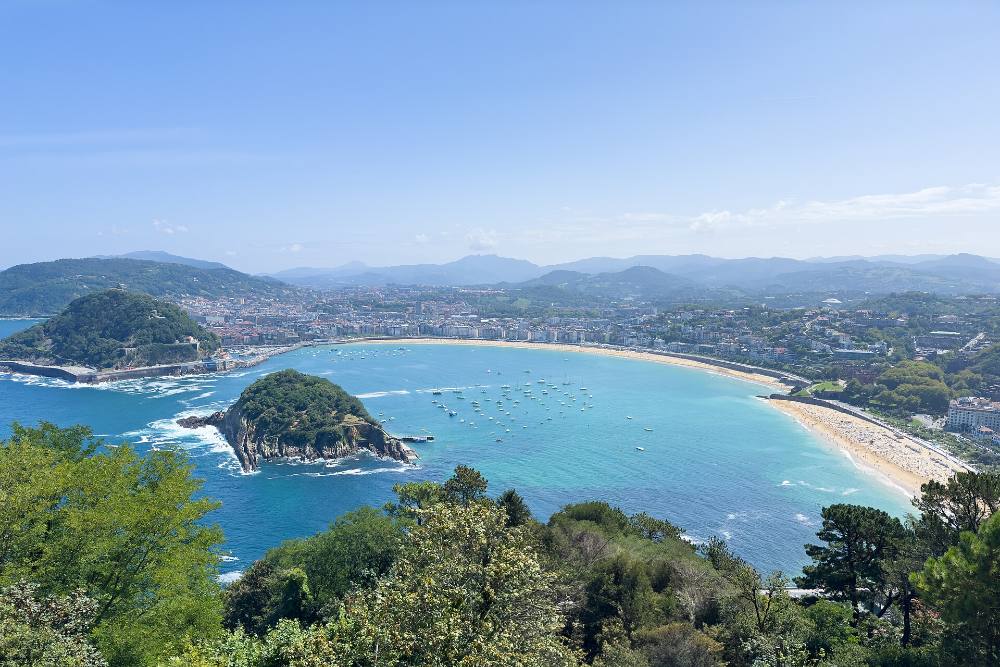 Tour gratuito a piedi di San Sebastián – Baia della Concha, Città Vecchia e paradiso dei pintxos