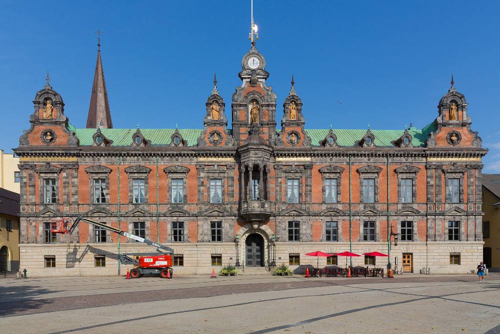 Lawatan Jalan Kaki Percuma Malmö – Dataran Zaman Pertengahan, Istana & Pintu Masuk Multikultural Sweden