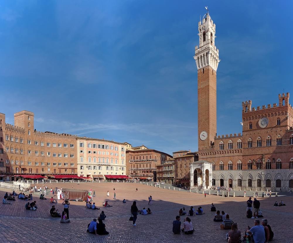 Tour a Pé Gratuito em Siena – A Piazza em Forma de Concha, o Centro Histórico Gótico e o Palio
